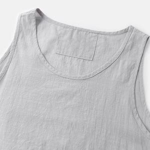 Débardeur pour homme, vêtements de sport haut de gamme, conçus pour la flexibilité, le confort et des performances élégantes. Fabriqué à l'usine Dhaka RMG. - Product Image 3