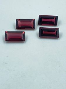 Granate rojo natural de alta calidad, corte rectangular, color rojo intenso, 8,09 quilates, 5x10 mm, 4 piezas para la fabricación de joyas - Product Image 1