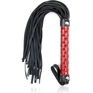 Látigo de polo ligero de alta calidad diseñado para un control suave y una sensación equilibrada en sesiones de entrenamiento y competición ecuestre. - Product Image 1