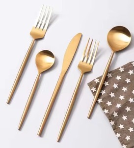<b>Classic</b> Stainless Steel Flatware Set with High Mirror Polish for Wedding Dining Use - Product Image 4