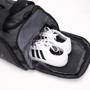 Sacs de sport de voyage légers en Oxford avec logo personnalisé et fermeture éclair pour hommes et femmes, prix de gros - Product Image 3