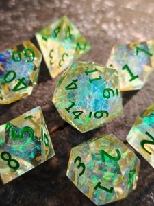 Kit de Démarrage : Ensemble de Dés en Résine Prêts à la Vente – Dés Polyédriques en Résine pour Jeux de Rôle de Table (Dungeons & Dragons) – Fournitures de Jeu en Gros - Product Image 5