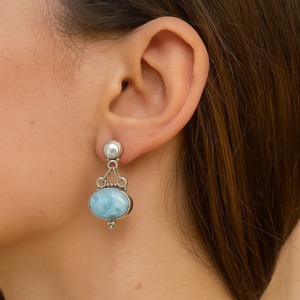 Boucles d'oreilles pendantes en larimar naturel et perles, argent sterling 925 plaqué or jaune et or rose, bijoux artisanaux en pierres précieuses pour femme - Product Image 2