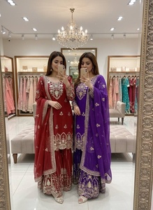 ชุดสัลวาร์ คามีซ โมเดิร์น ฟ็อกซ์ จอร์เจตต์ พร้อมซาราร่าและผ้าคลุมไหล่ สำหรับงานปาร์ตี้ - Product Image 3