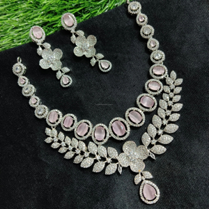 Ensemble de bijoux de mariée en diamant américain classique Collier et boucles d'oreilles en deux pièces pour mariage Style classique à la mode - Product Image 1