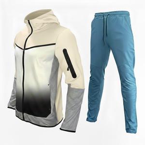 Ensemble de survêtement extensible personnalisé avec col à capuche – Tenue de sport premium moderne et extensible - Product Image 4