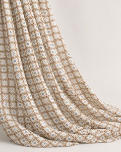 Tapisserie florale Verona en pur mousseline, série botanique fraîche numérique, tissu textile botanique beige blush pour studio - Product Image 5