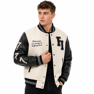Chaqueta Varsity de Cuero con Bordado Chenille de Alta Calidad para Hombre, Estilo Universitario, Fabricante OEM, Personalizada, Tipo Bomber, Letterman, Corta - Product Image 1