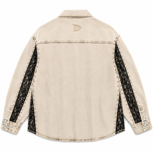 Chemise en denim crème avec empiècements en dentelle noire, rivets perlés et insignes brodés, coupe ample, style rétro années 90, streetwear skate - Product Image 4