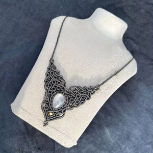 Collier en macramé avec perles naturelles, fait main, tendance, style bohème, pendentif papillon, réglable, accent en cuivre tressé noir, bouddhisme - Product Image 1