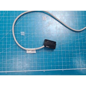 Azbil เซ็นเซอร์โฟโตอิเล็กทริก HP100-R1ใช้เป็นชิ้นส่วนอุปกรณ์เซมิคอนดักเตอร์รุ่นเก่า - Product Image 2
