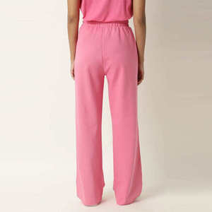 Pantalones de chándal acampanados de invierno para mujer, tallas grandes, corte regular, frente plano, alta calidad, ecológicos y transpirables, en nuevos colores. - Product Image 2