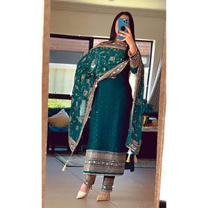Salwar Kameez de style fantaisie pour femme - Haut long, pantalon et dupatta en polyester pour les fêtes - Product Image 3