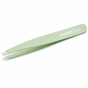 Pinzas de Punta Inclinada de Acero Inoxidable de Primera Calidad con Acabado Verde Pistacho Mate - Product Image 1