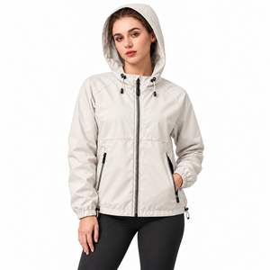 Veste d'extérieur légère imperméable à capuche coupe-vent pour la randonnée, le camping et les voyages - Product Image 1