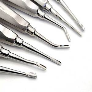 Juego de 7 elevadores dentales de punta recta, desviados y con puntas serradas, de acero inoxidable, para cirugía oral. - Product Image 6