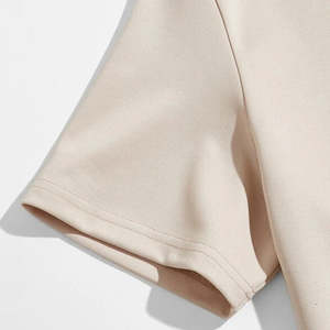 เสื้อยืดและกางเกงขาสั้นชุดเซ็ตสีพื้นสำหรับผู้ชาย สไตล์ไฮสตรีท ระบายอากาศได้ดี แฟชั่นล่าสุดสำหรับฤดูร้อน - Product Image 4