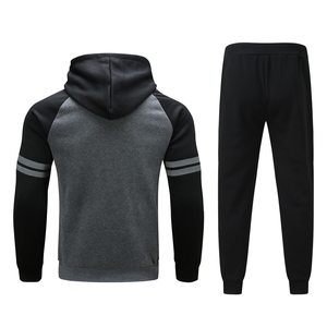 Prix de gros Nouveaux survêtements pour hommes au design tendance, unis, 100 % coton, respirants, coupe ajustée, vêtements de sport - Product Image 2
