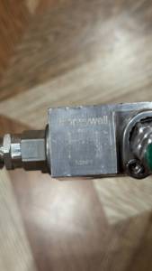 ฮันนี่เวลล์ M3VIS4410SS วาล์วแมนิโฟลด์ 3 วาล์ว สแตนเลส 316 แรงดันสูง 4500 PSI วาล์วส่งสัญญาณความดันแบบดิฟเฟอเรนเชียล - Product Image 3