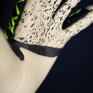 High Quality Pakistan Football Professional Custom Latex Soccer Goalkeeper <b>Gloves</b> Adjustable Wrist Strap Lace-Up Closure - Product Image 3