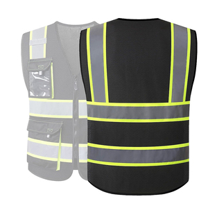 Gilet de sécurité réfléchissant réglable noir avec plusieurs poches et bandes argentées pour le travail, logo personnalisé, unisexe, imprimé par transfert thermique - Product Image 2