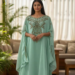 ชุดเดรสยาว 2 ชิ้น แบรนด์ AWAIS HOUSE สำหรับผู้หญิงมุสลิม ดีไซน์เรียบหรู ผ้าชีฟองประดับลูกปัด ทรงเอไลน์ เหมาะสำหรับงานกลางคืน/งานทางการ ขายส่ง - Product Image 1