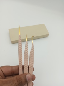 Pince à épiler de précision en acier inoxydable plaqué or, personnalisable OEM, avec pointe lisse, idéale pour l'emballage de marque - Product Image 3