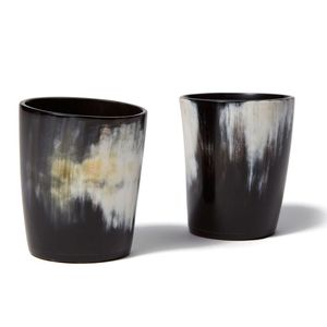 Vaso Moderno de Cuerno de Búfalo, Diseño Marmoleado Marrón y Blanco, Material Ecológico y Orgánico, HASAN CRAFT, Tazas de Cuerno Vikingo con Tapas para Bodas - Product Image 4