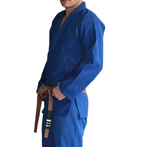 Uniforme de Karate Fabricado en Pakistán para Hombre con Tela Ligera Diseñado para Venta en Línea - Product Image 4