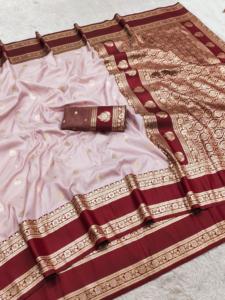 Sari Tradicional Indio de Seda Banarasi con Trabajo de Tejido Zari para Bodas y Eventos Festivos, Atuendo para Mujer - Product Image 4