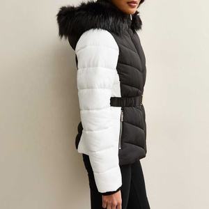 Veste matelassée pour femme tendance avec col en fourrure, manteau d'hiver chaud surdimensionné, long manteau matelassé à capuche, fournisseur OEM - Product Image 6