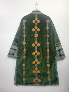 Abrigo Largo de Terciopelo con Bordado Floral, 100% Algodón, con Cierre de Cordón, Transpirable y Suave, Chaqueta Suzani - Product Image 2