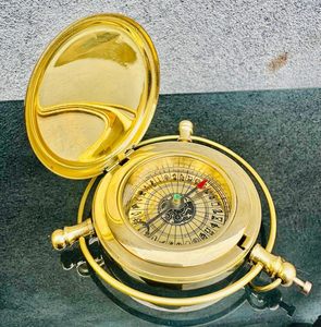 เข็มทิศทองคำ – อุปกรณ์ประกอบฉากจาก His Dark Materials |   เครื่องอ่านสัญลักษณ์ ผู้บอกความจริง |   ของขวัญแฟนตาซีสุดพิเศษ - Product Image 4