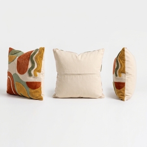 Rafraîchissez votre gamme de textiles d'intérieur avec ces oreillers dotés de matériaux de haute qualité, d'une sensation confortable et de designs élégants. - Product Image 6