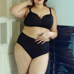 Braguitas de encaje transparentes y finas con bordado 3D, transpirables, sexys y cómodas para mujer, ideales para primavera y verano. - Product Image 1