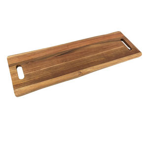 Planche de service de charcuterie en bois d'acacia extra large moderne et écologique faite à la main plateau en bois taille personnalisable pour le fromage - Product Image 1
