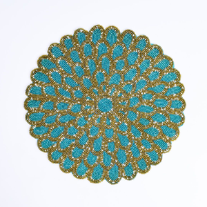 Tapete de mesa hecho a mano con cuentas de vidrio de primera calidad, diseño vintage, color sólido, ecológico y duradero, de Blossom Craft India. - Product Image 5