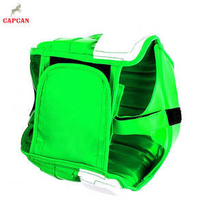 Protège-tête de boxe en cuir à sangle réglable avec des caractéristiques de sécurité et de respirabilité pour un entraînement intense et des performances élevées - Product Image 2