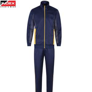 Ensemble de survêtement d'entraînement flexible pour homme avec logo personnalisé, tenue de sport athlétique pour la course à pied et la gym - Product Image 1