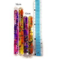 Varita Espiral de 16 cm con Líquido Brillante, Juguete Sensorial para Acrílico y Arena de Colores