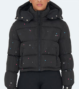 Chaqueta Acolchada Negra para Mujer con Diseño de Puntos, Manga Larga, Capucha, Cierre de Cremallera, Abrigo Grueso de Invierno con Relleno de Poliéster - Product Image 2