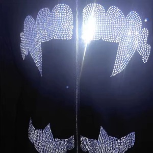 Hoodie pour homme à manches longues orné de strass, style tendance haut de gamme, fabrication durable, prix de gros, style doux. - Product Image 4