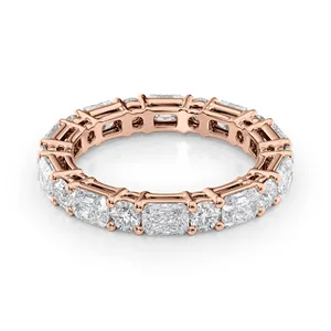 Anillo de Eternidad Elvique con Diamantes Cultivados en Laboratorio, Diseño Radiante Alternante y Punta en U, Certificado IGI - Product Image 1