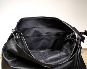 Multi-Pocket Waterproof Genuine Leather Hobo <b>Bag</b> with Chain Strap Lightweight Relaxed Fit Luxury Fashion Design Zipper Closure - Product Image 4