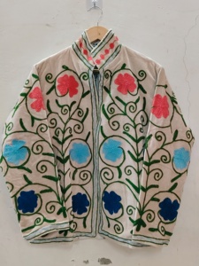 Veste en polaire pour femme, col mandarin, broderie florale à la main, manches longues, style hiver, 100% polyester, fermeture éclair en velours - Product Image 6