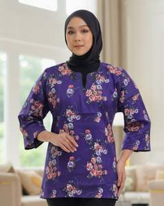 ชุดเดรสปักลายแบบดั้งเดิมของชาวมาเลย์สำหรับงานปาร์ตี้ แบรนด์บาจู เคาดะห์ คูรุง แฟชั่นส่งออกจากมาเลเซีย ทรงหลวม ความยาวระดับสะโพก - Product Image 1