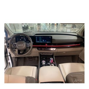 Kia Carnival 9 places essence Hi-Lux Van 2024, 44 230 km, boîte automatique, sièges en cuir, caméra de recul, pour conducteurs gauchers - Product Image 6