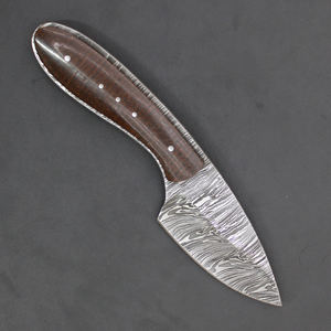 Cuchilla de procesamiento de campo avanzada diseñada para levantar pieles de forma suave y preparar áreas de forma precisa, cuchillos Skinner - Product Image 2