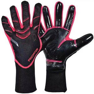 ถุงมือผู้รักษาประตูหนัง Professional Predator Pro 3.55 มม. URG 2.0  ยึดเกาะดีเยี่ยม กันน้ำ ปรับขนาดได้ สำหรับเด็กและผู้ใหญ่ เล่นกลางแจ้ง - Product Image 2