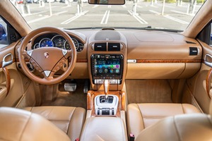 Porsche Cayenne Turbo S 2006 - Product Image 4